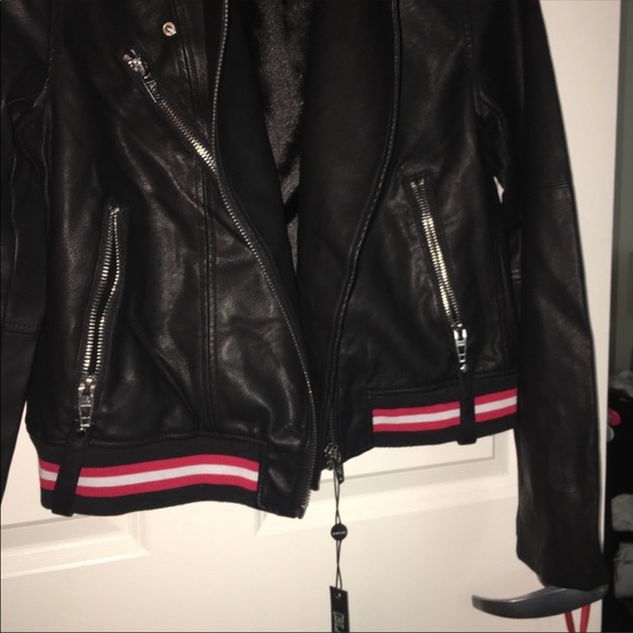 🆕 BLANK NYC Faux Leather Jacket - Picture 4 of 5